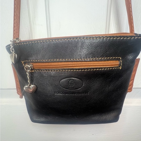 Borgo Degli Etruschi Handbags - Elegant Black and Tan Leather Crossbody Bag